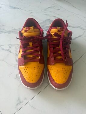 Nike Men’s Low-Top Sneakers in Maroon and Yellow